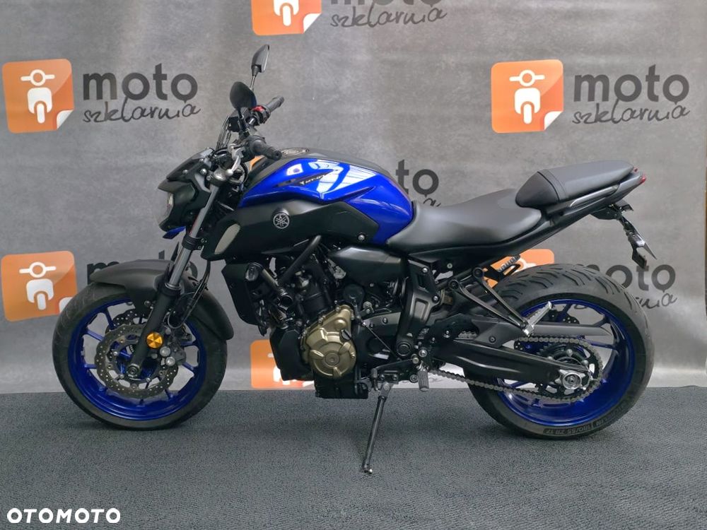 Yamaha MT - 4