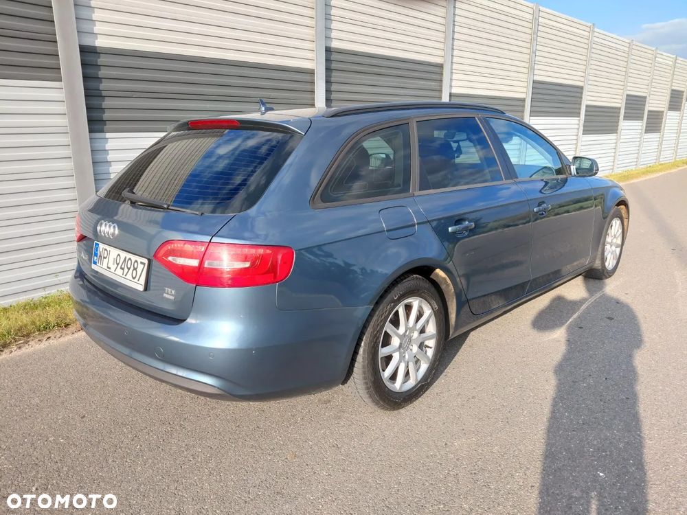 Audi A4 Avant 2.0 TDI ultra design - 5
