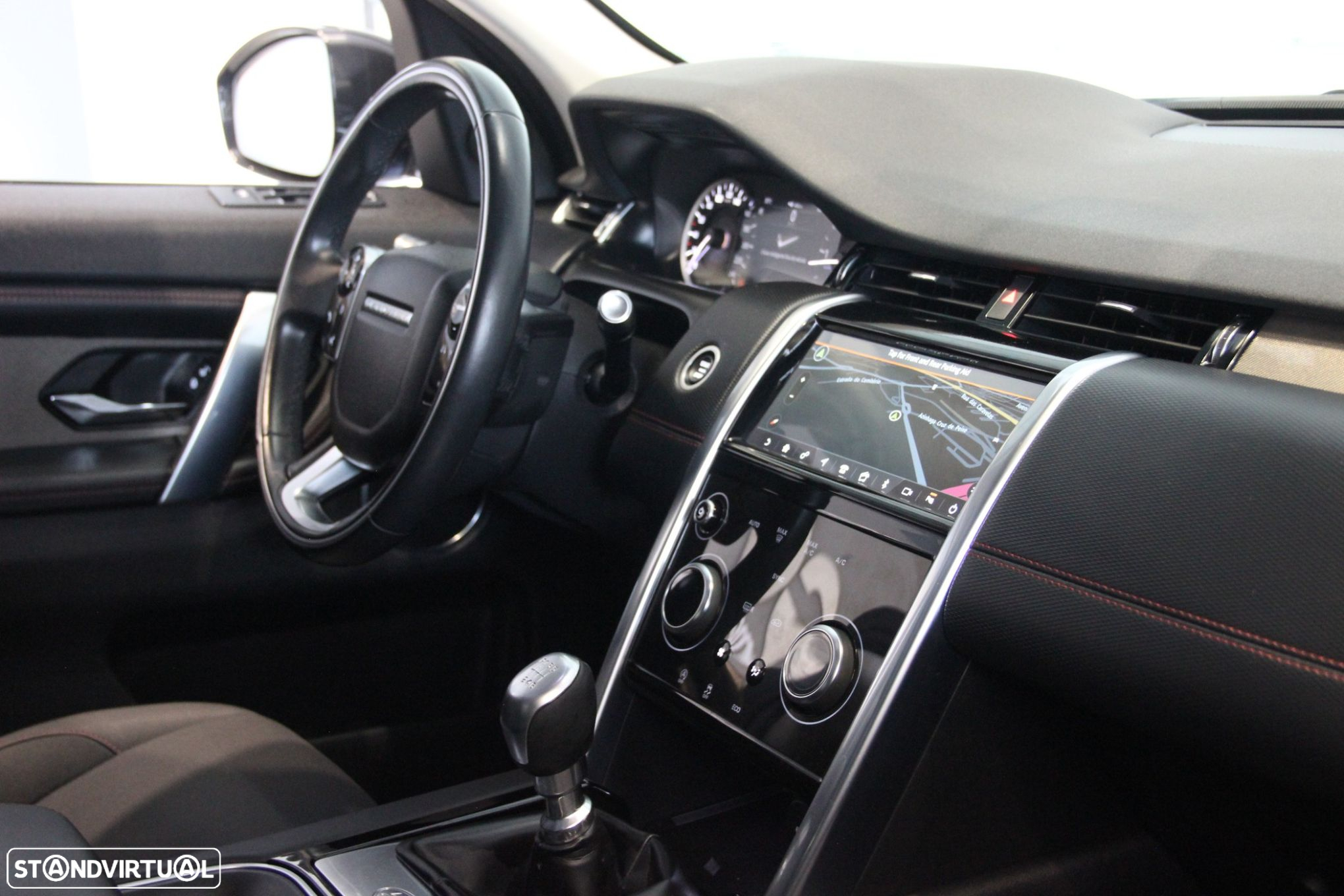 Land Rover Discovery Sport 2.0 eD4 R-Dynamic 7L - 11