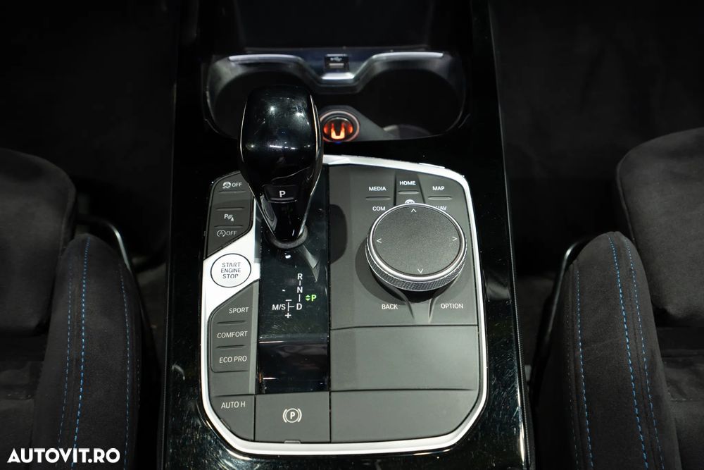 BMW Seria 2 220d AT M Sport - 24