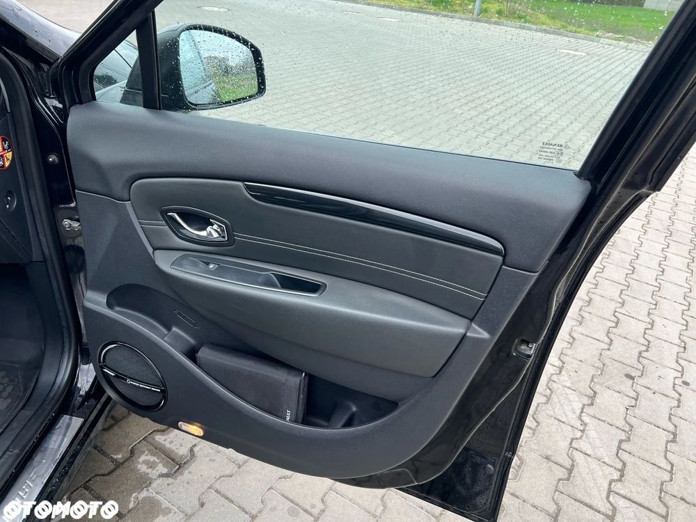 Renault Scenic 1.6 16V Confort Dynamique - 17