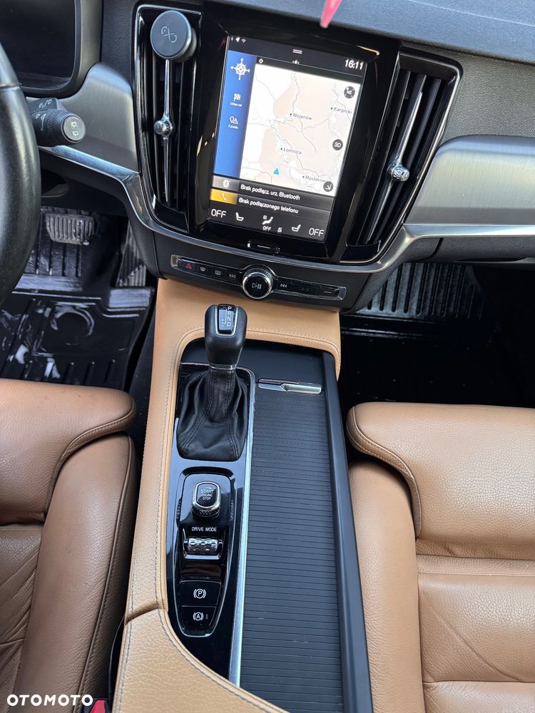 Volvo V90 D3 Momentum - 11