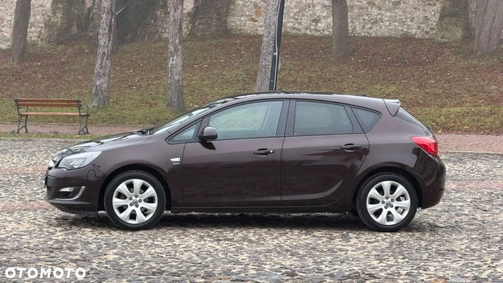 Opel Astra - 32