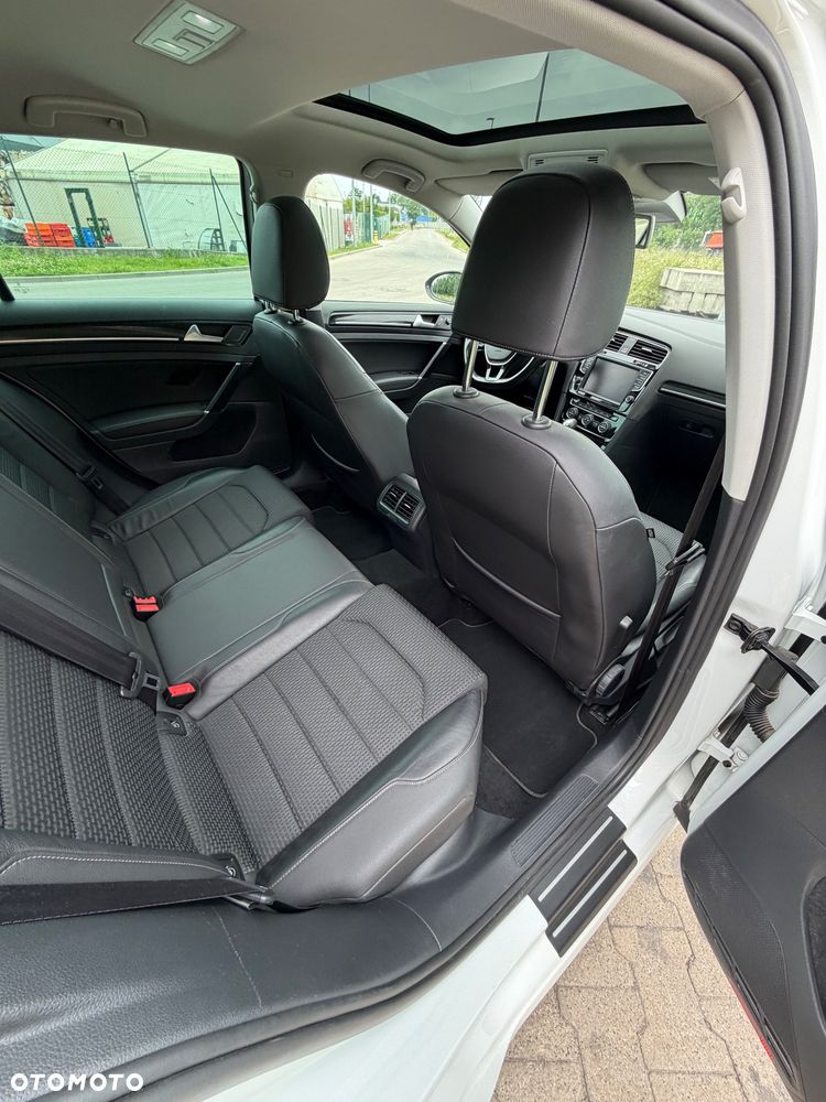 Volkswagen Golf 1.4 TSI BMT Highline DSG - 30