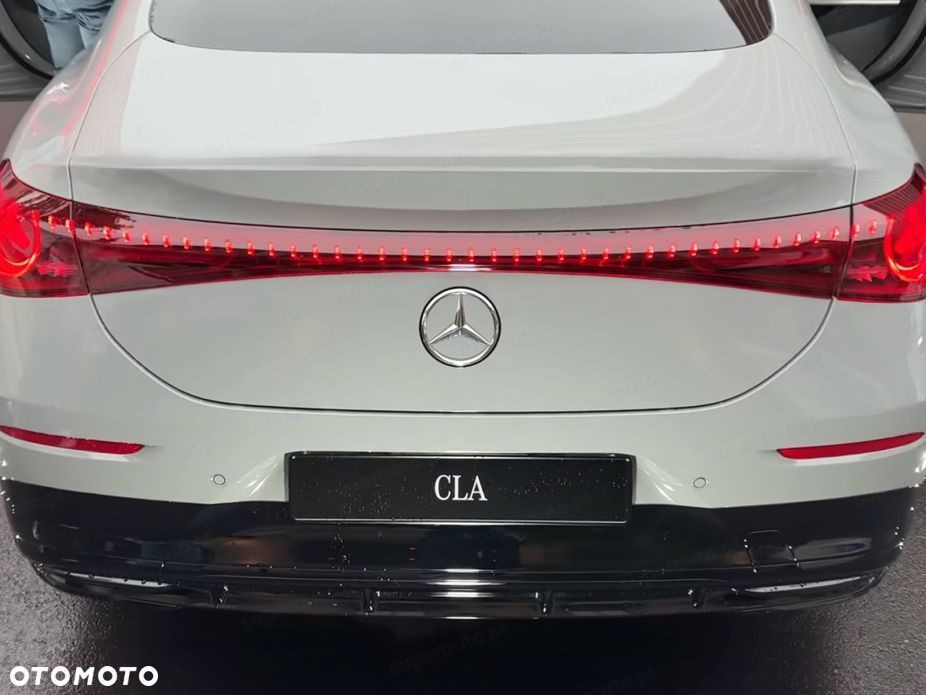 Mercedes-Benz CLA 200 mHEV 8G-DCT - 6