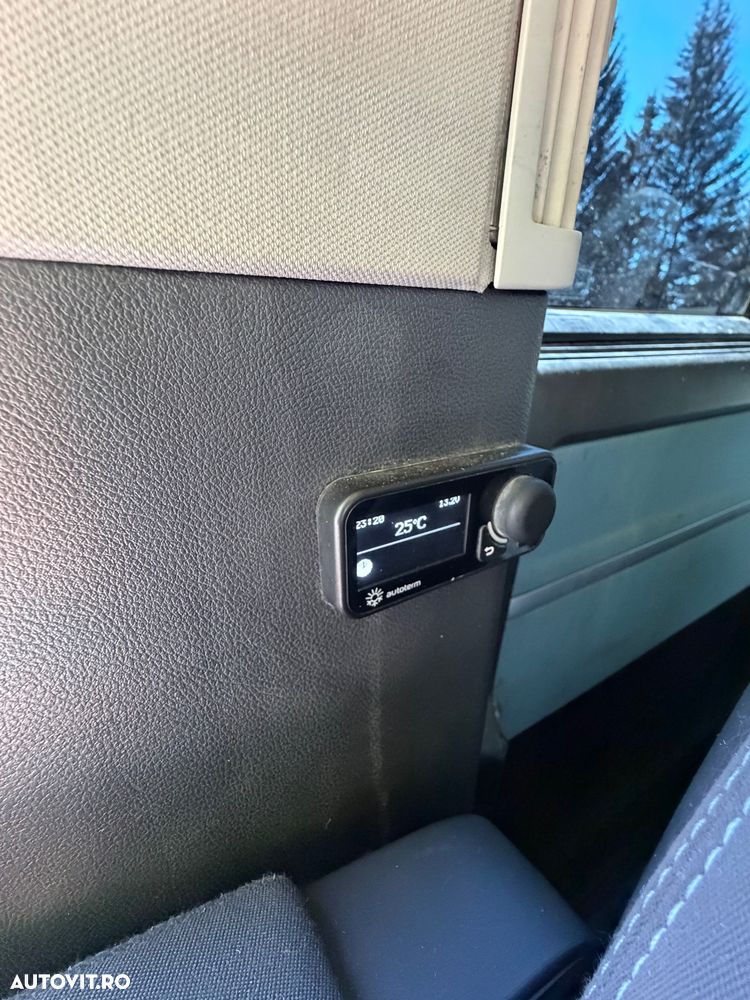 Volkswagen Multivan - 23