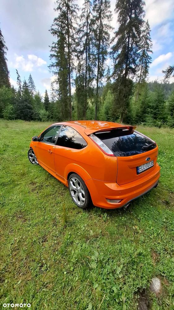 Ford Focus 2010 photo 4