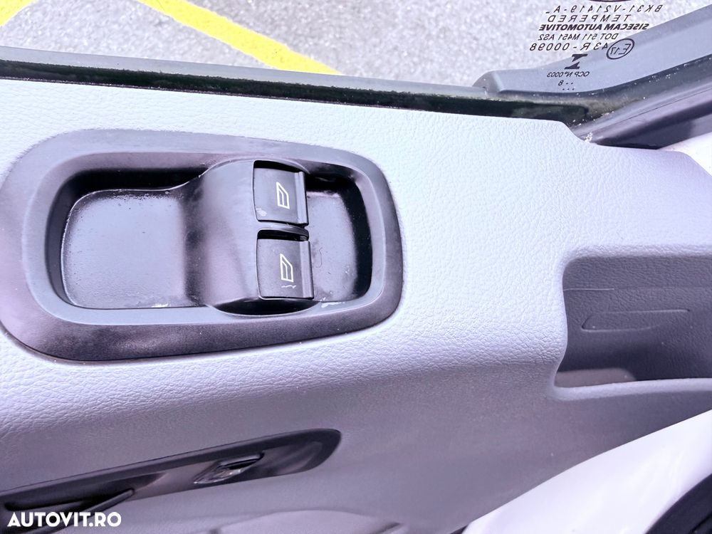 Ford Transit - 33
