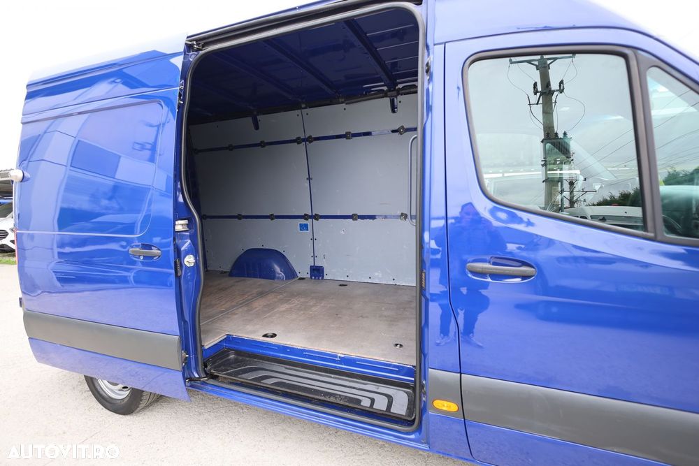 Mercedes-Benz Sprinter L2H2 - 14