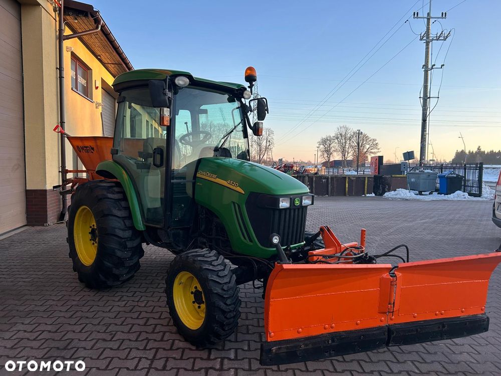 John Deere 4520 - 2