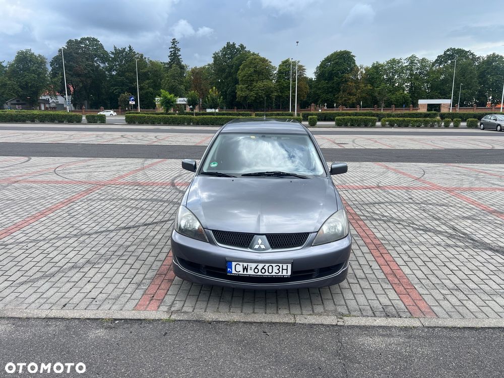 Mitsubishi Lancer 1.6 Sport - 9