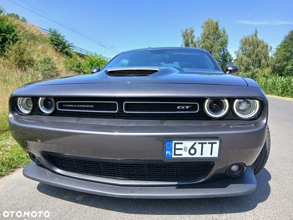 Dodge Challenger - 6