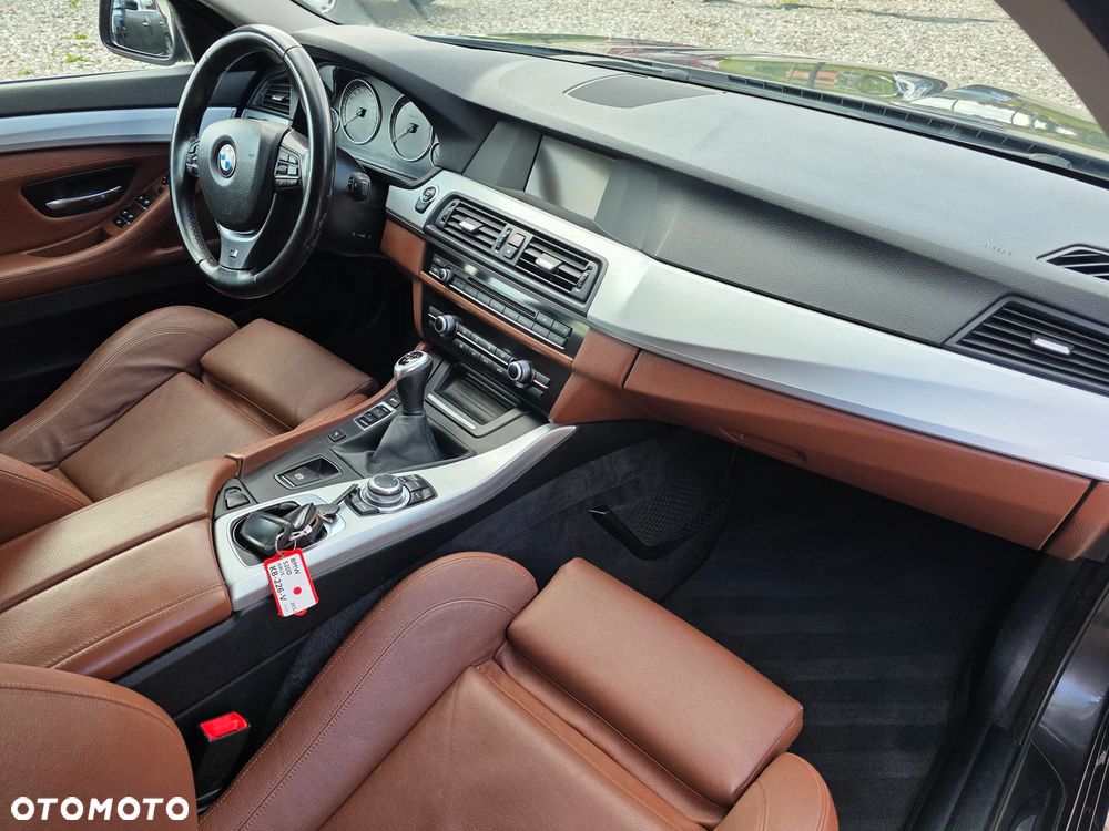 BMW Seria 5 - 27