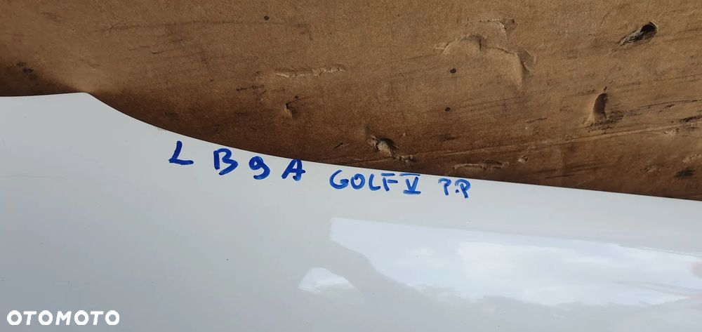 Błotnik prawy przód przedni prawy VW Golf V LB9A - 8