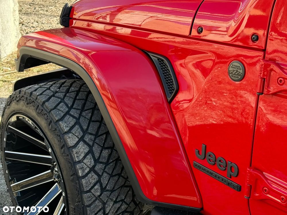Jeep Wrangler - 28