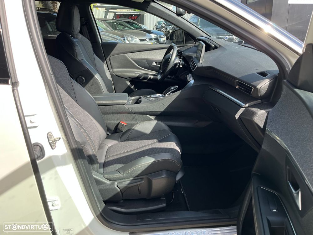 Peugeot 3008 1.5 BlueHDi GT EAT8 - 54