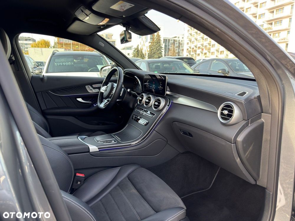 Mercedes-Benz GLC - 18