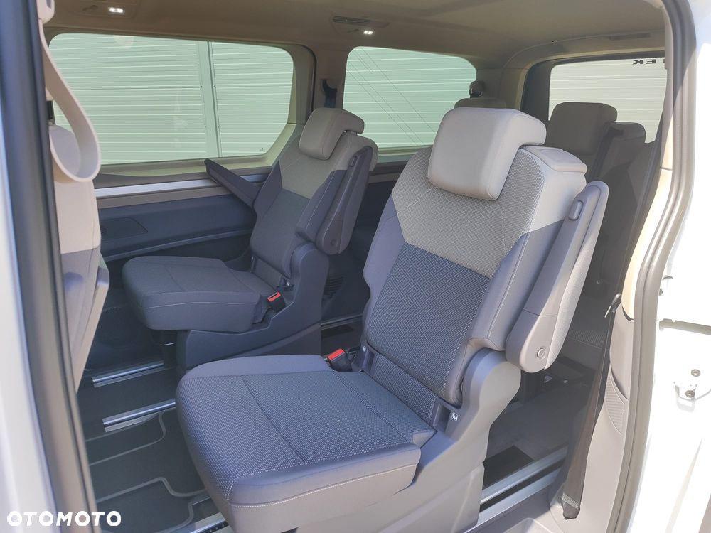 Volkswagen Multivan 2.0 TDI L2 Edition DSG - 23