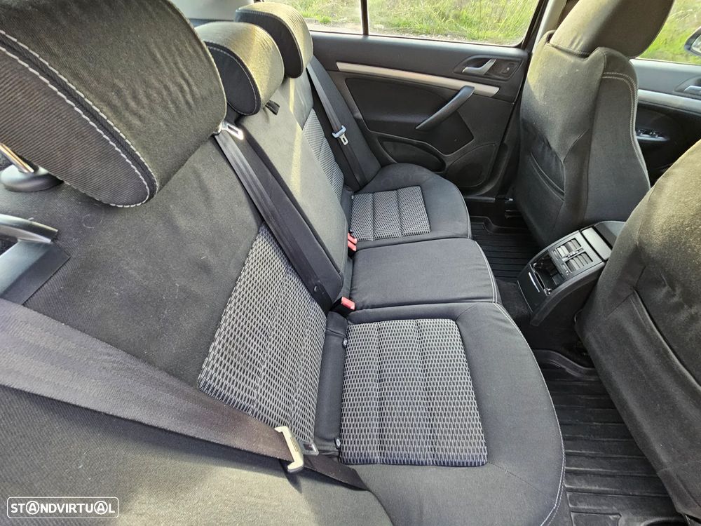 Skoda Octavia 1.6 TDI Ambiente - 10