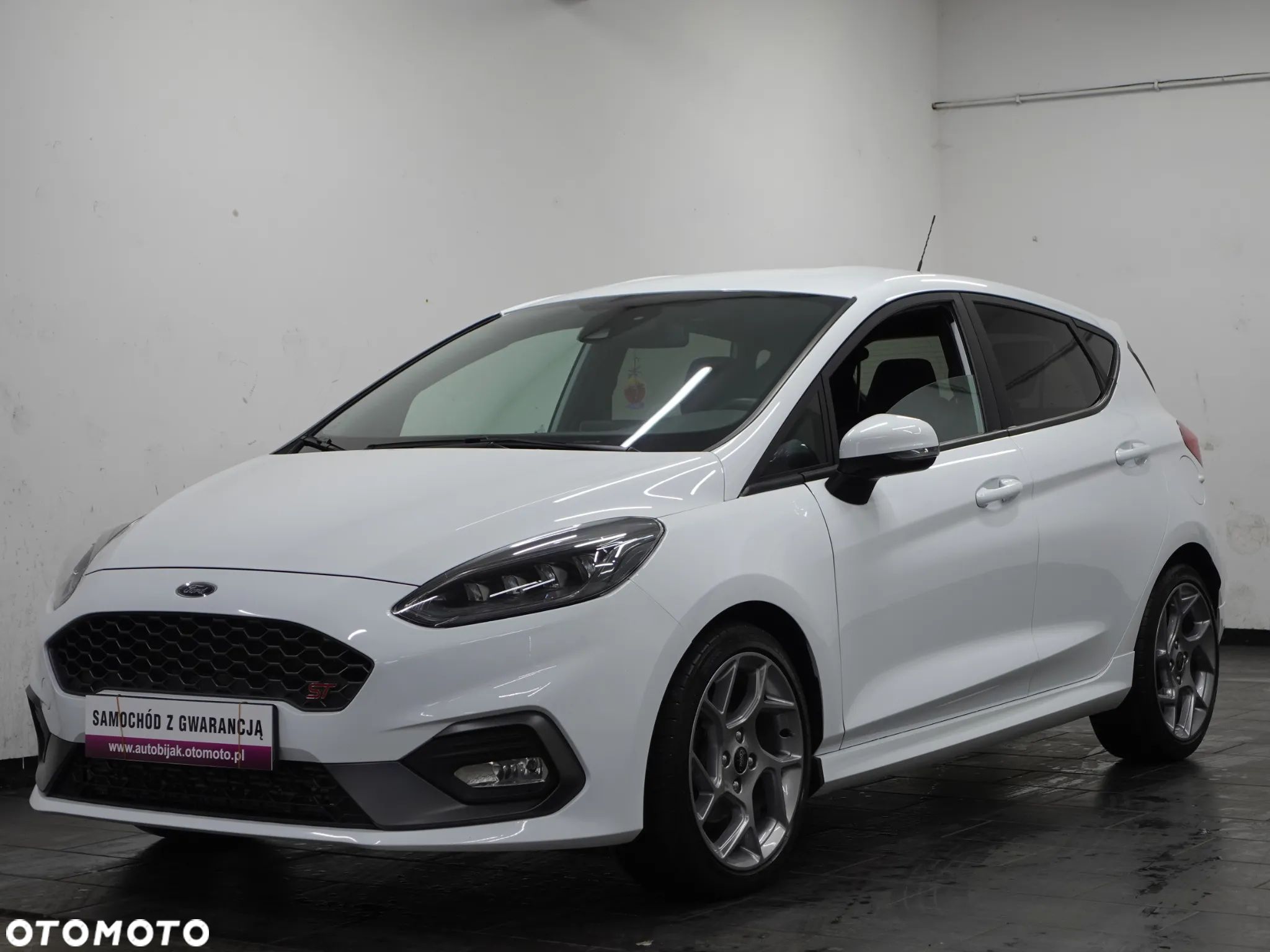 Ford Fiesta 1.5 EcoBoost S&S ST X - 1