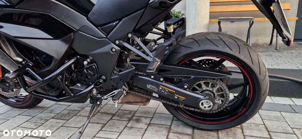 Kawasaki Ninja 1000 SX - 13