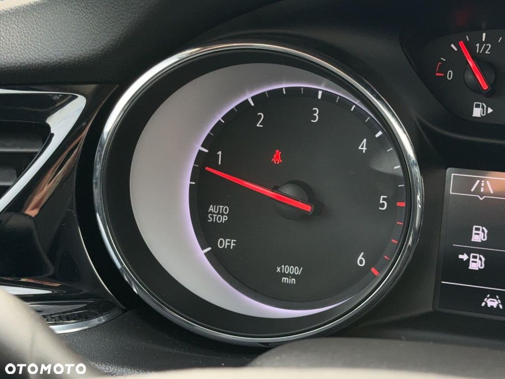 Opel Insignia 2.0 CDTI Elegance S&S - 18