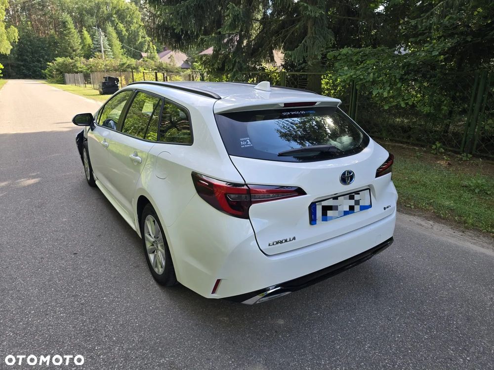 Toyota Corolla 1.8 Hybrid Comfort - 10