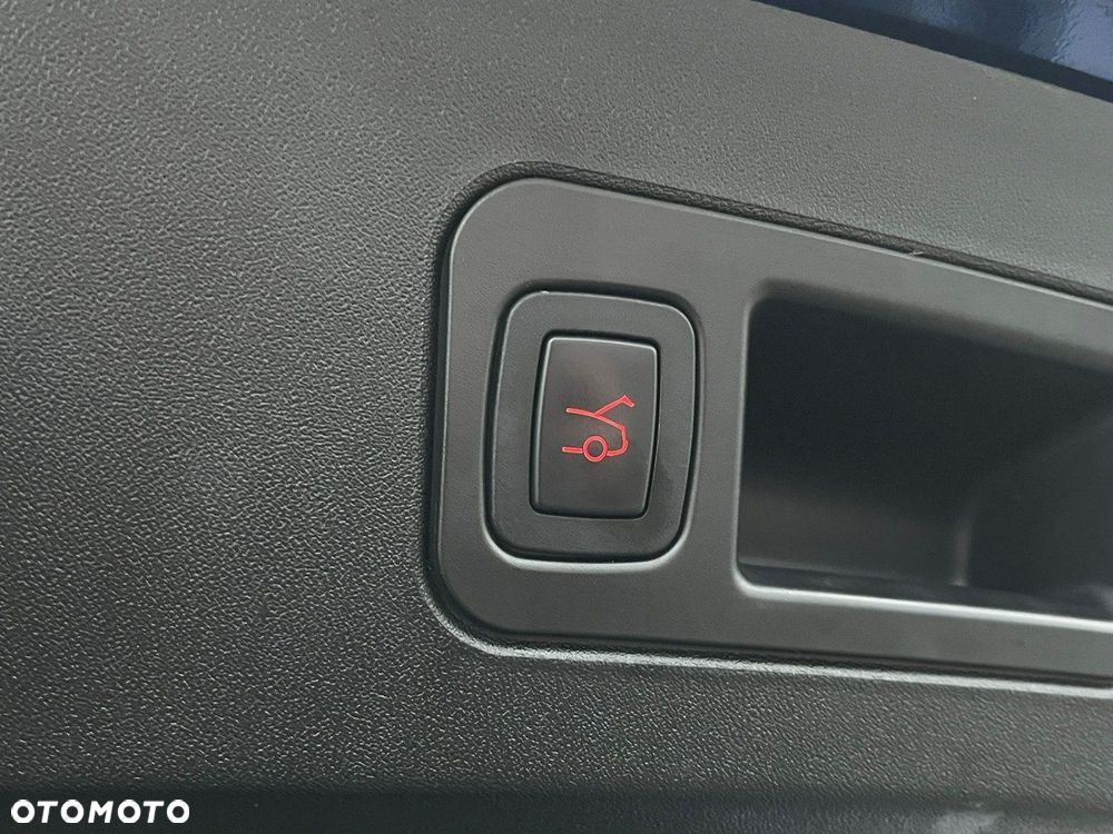 Tesla Model S 75 - 38