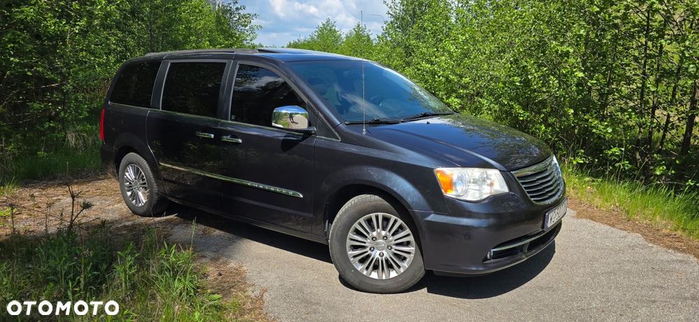 Chrysler Town & Country 3.6 Touring - 4