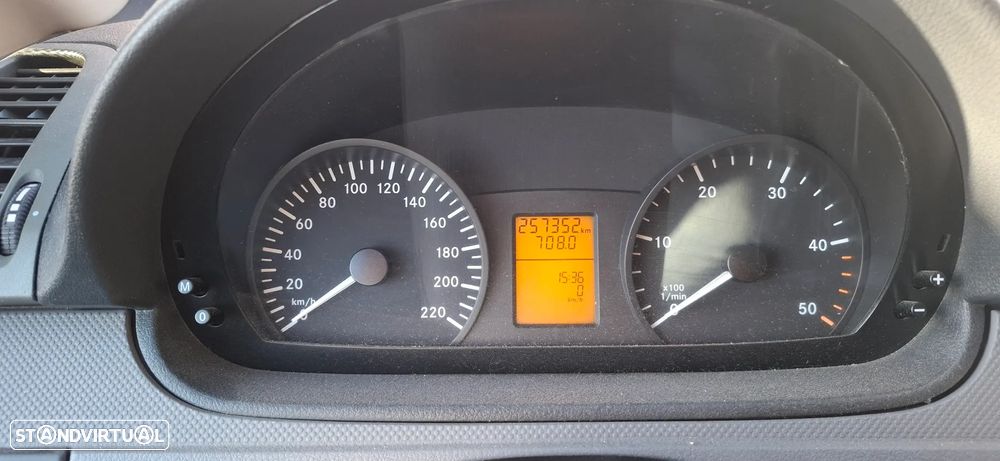 Mercedes-Benz Vito 111 CDi/32 9L - 4