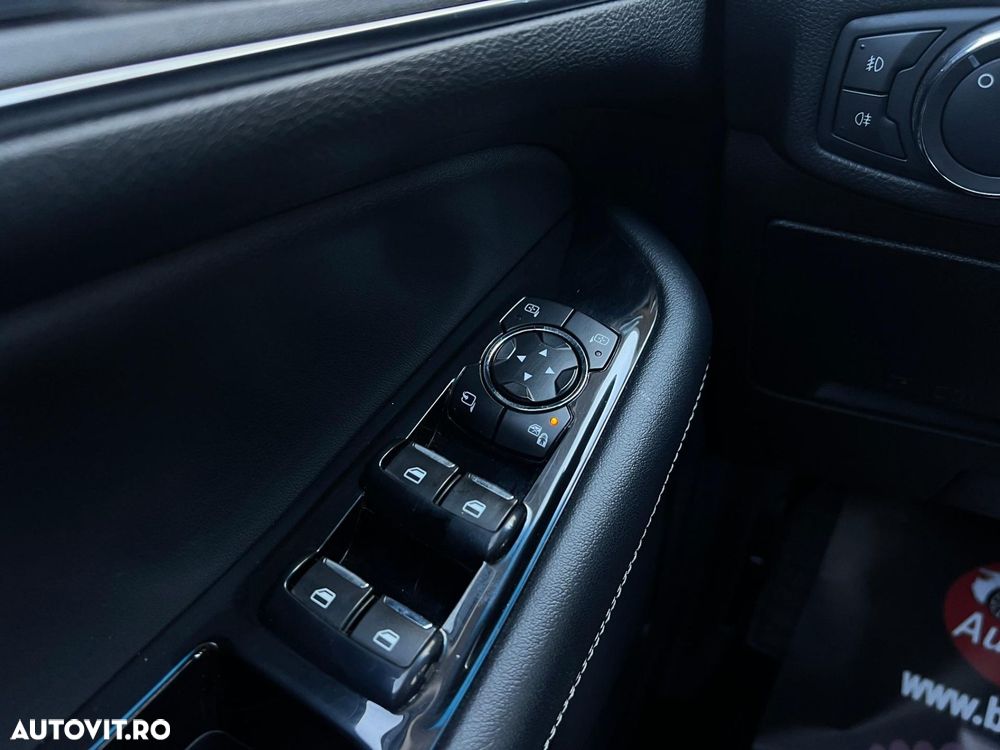 Ford Edge - 29
