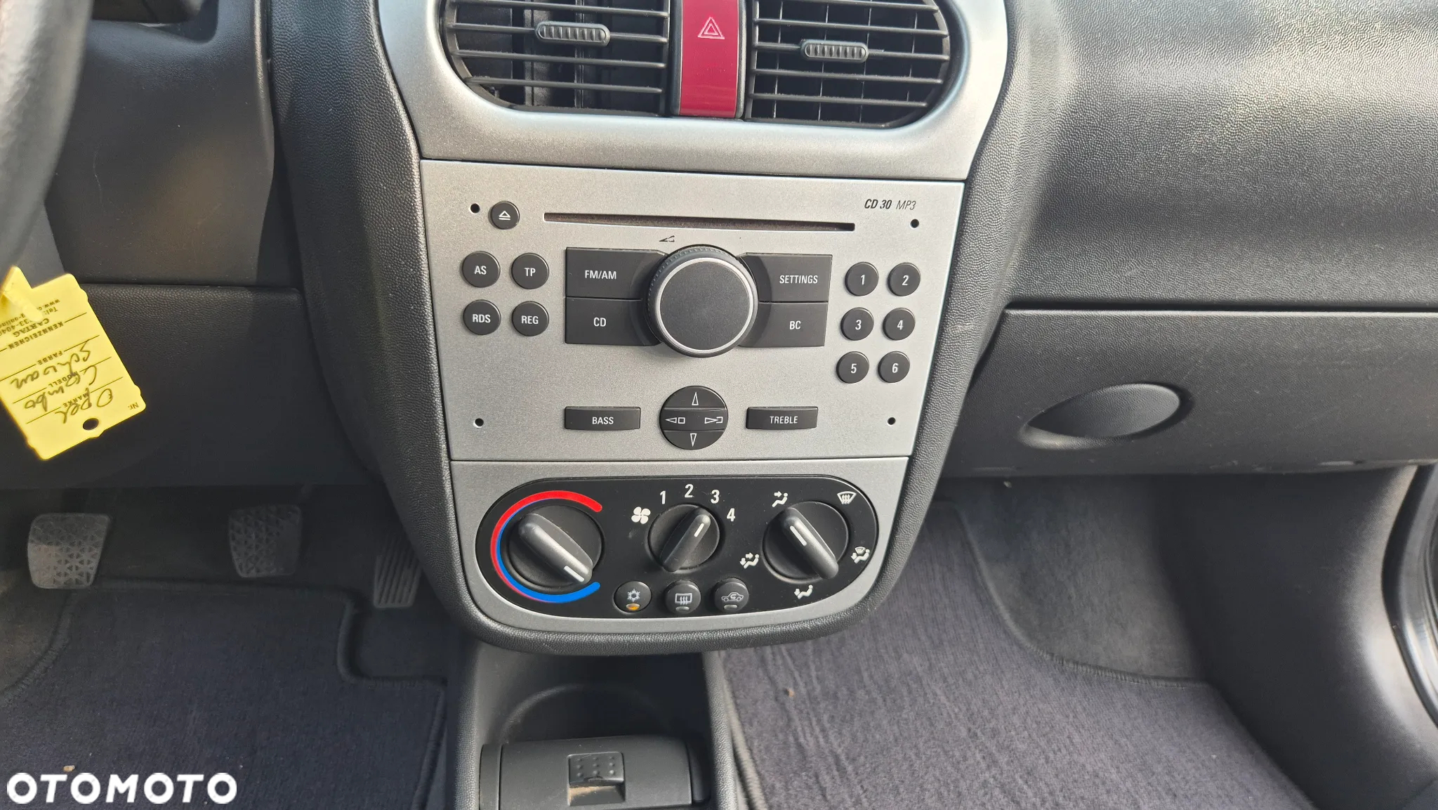 Opel Combo Tour 1.4 Essentia - 23
