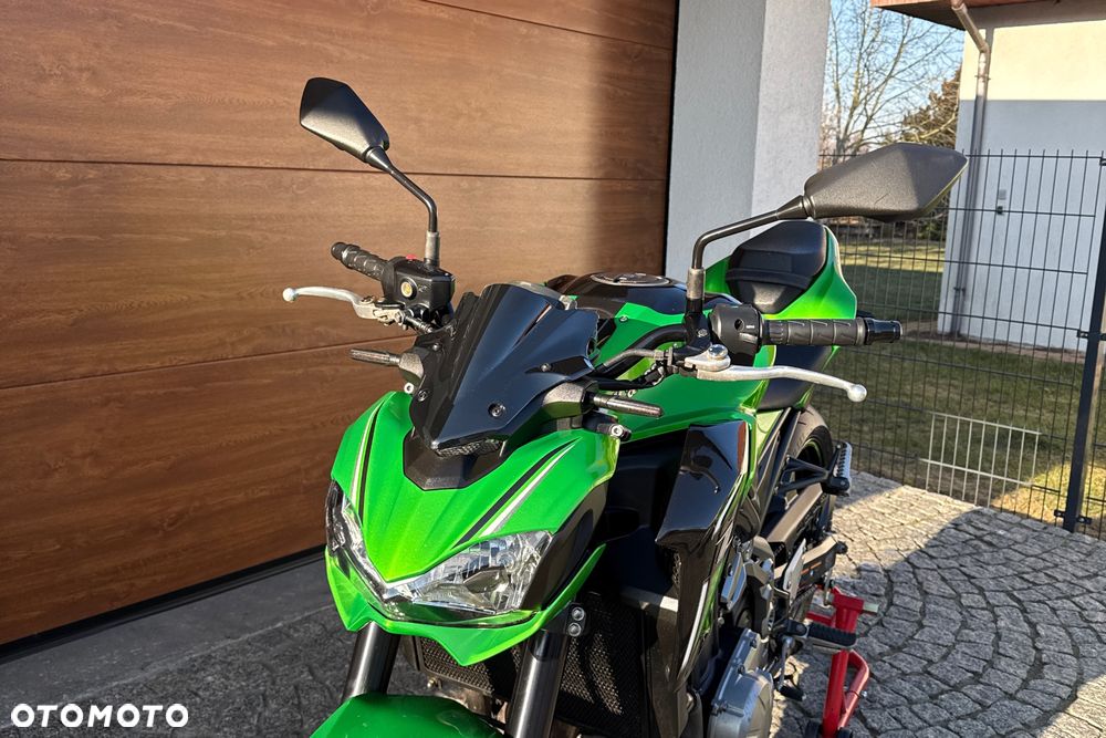 Kawasaki Z 900 - 21