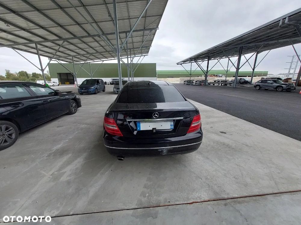Mercedes-Benz Klasa C 250 Coupe Sport 7G-TRONIC - 3