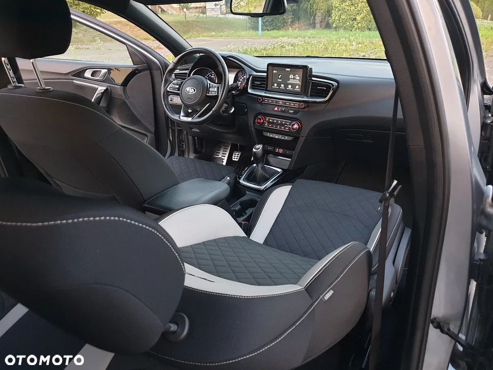 Kia Ceed 1.4 T-GDI GT-Line - 21