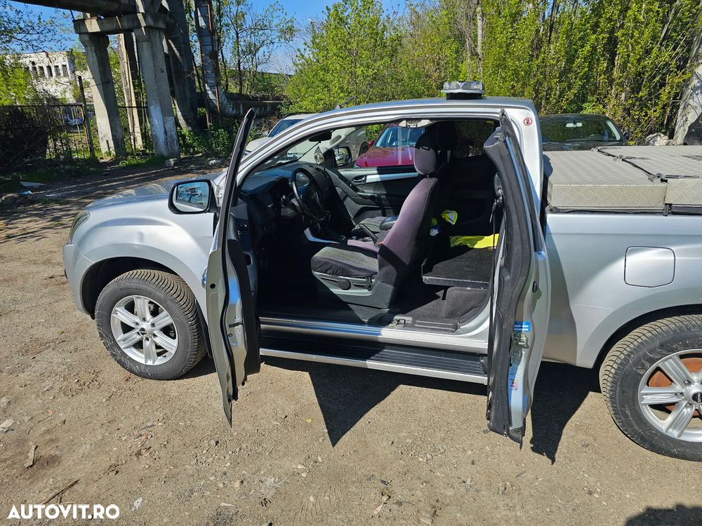 Isuzu D-Max 4x4 Double Cab Custom - 5