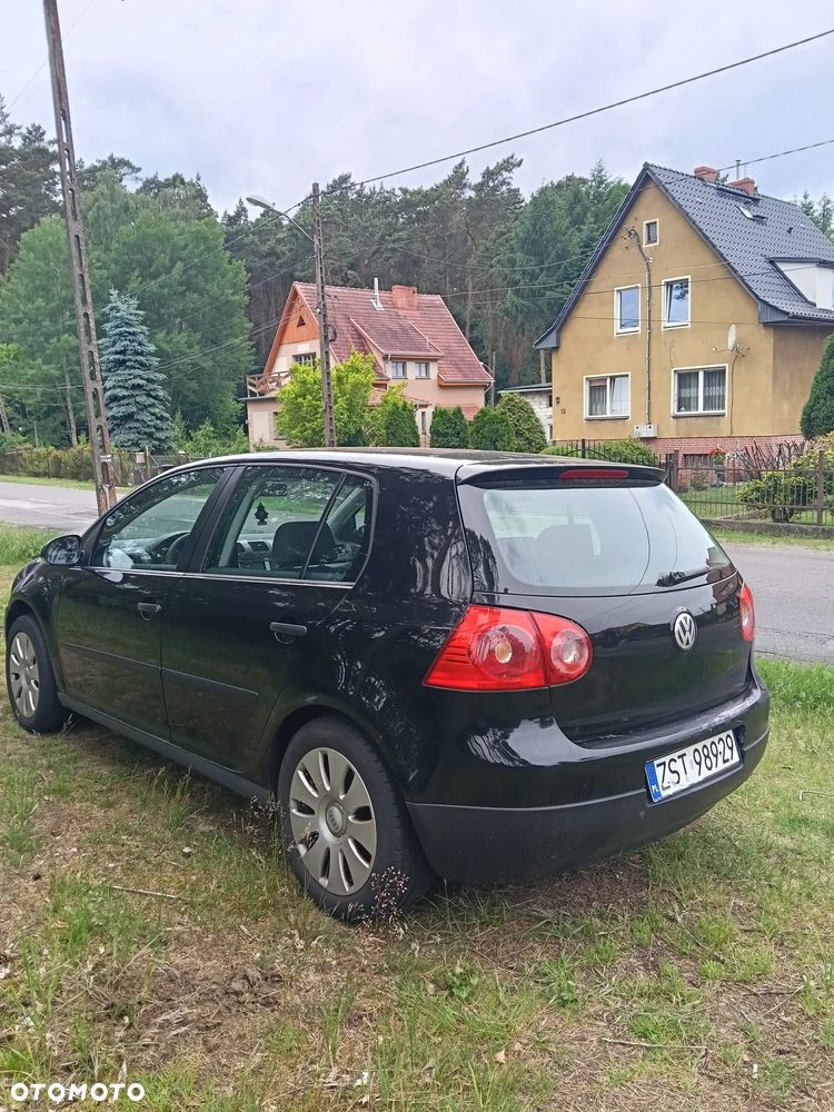 Volkswagen Golf 2.0 TDI DPF GT - 4