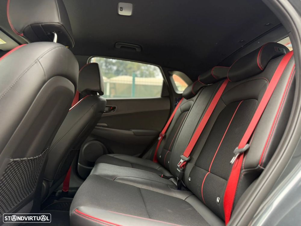 Hyundai Kauai 1.0 T-GDi Premium Pele/Tec.Vermelho - 12