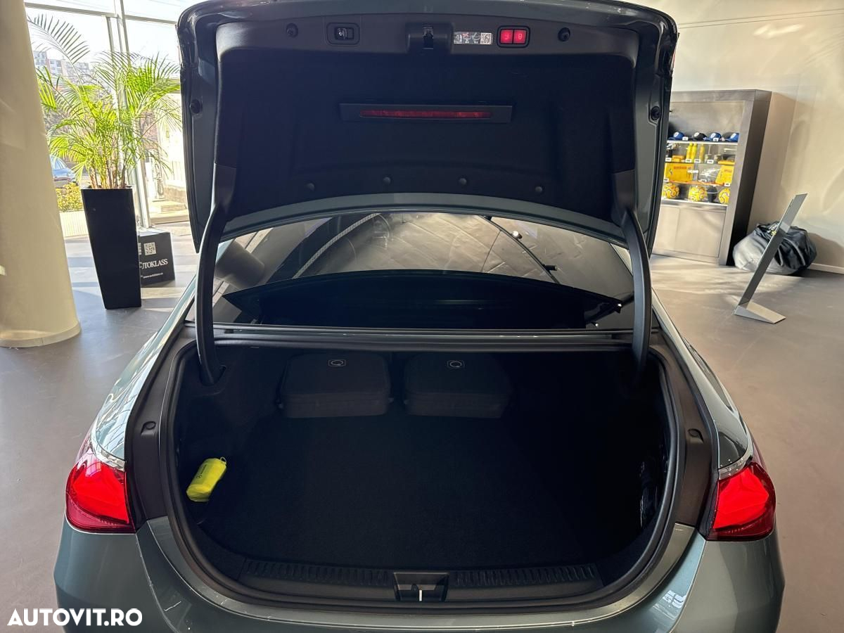 Mercedes-Benz E 400 4MATIC Aut. - 16