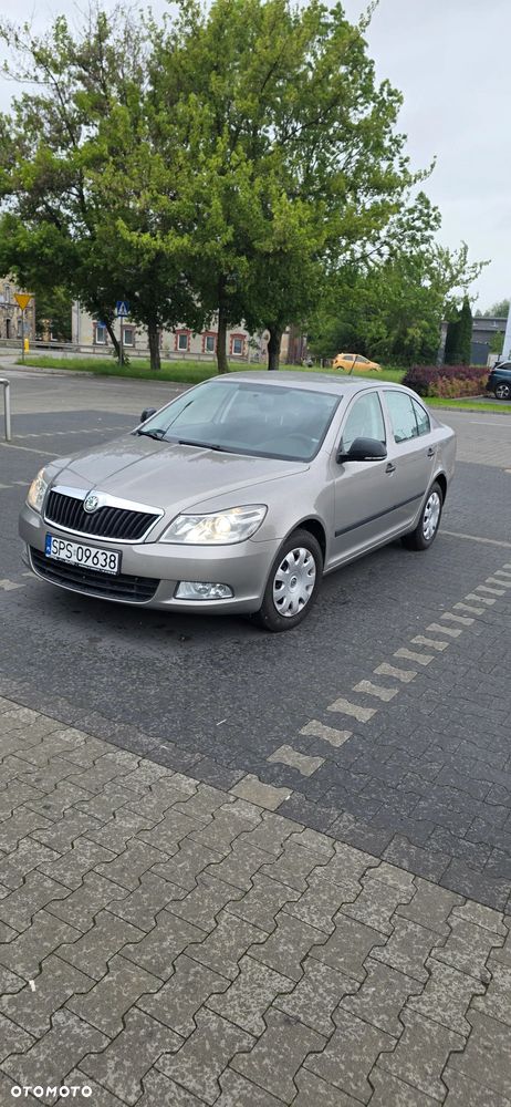 Skoda Octavia 1.6 Ambiente EU5 - 1