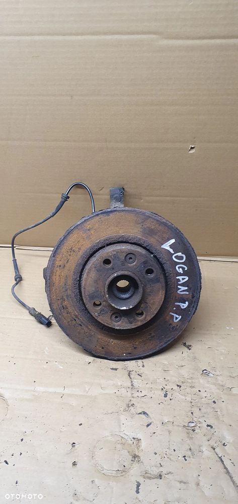 Zwrotnica prawy przód przednia prawa Dacia Logan 1.5 DCI - 1