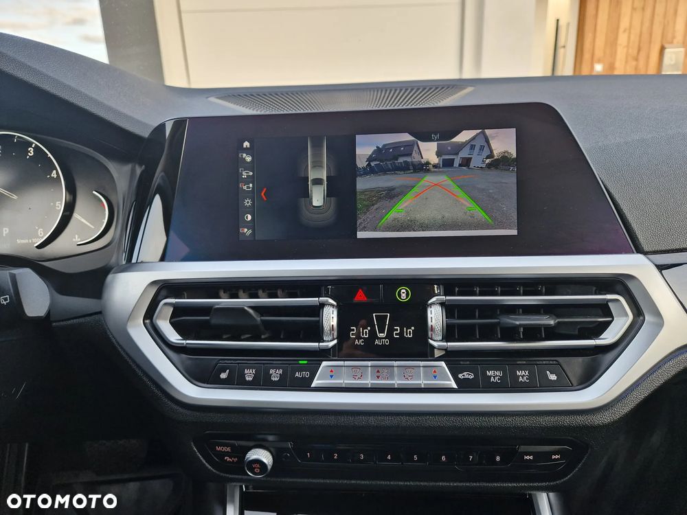 BMW Seria 3 318d Sport Line - 20