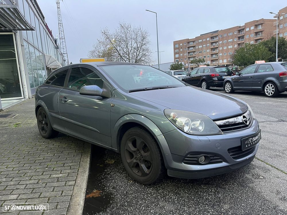 Opel Astra GTC 1.3 CDTI - 4