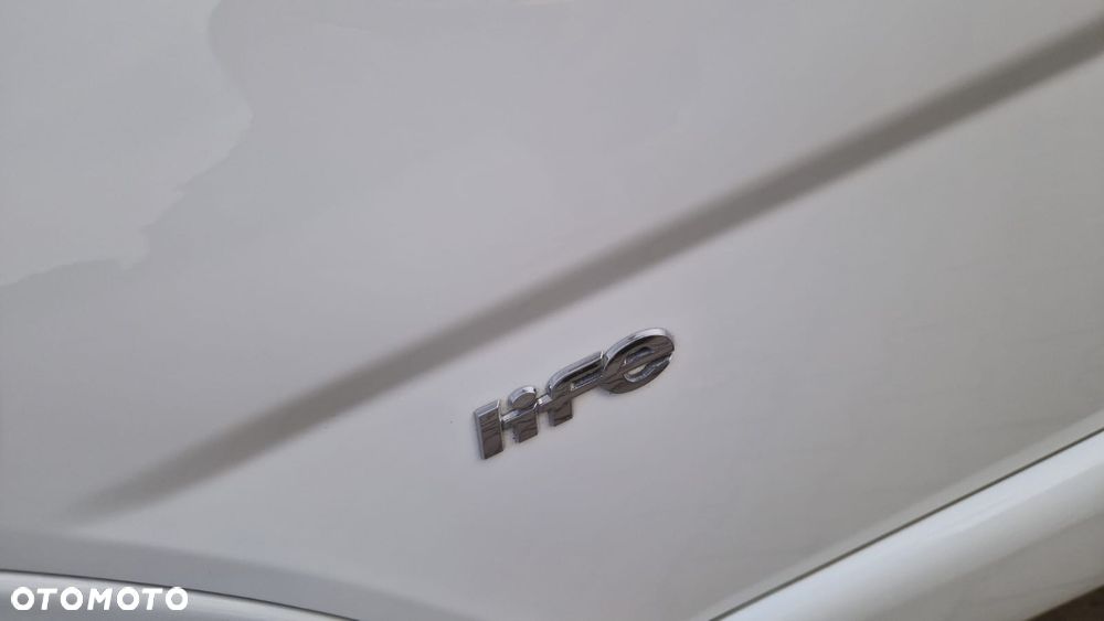 Opel Vivaro - 32