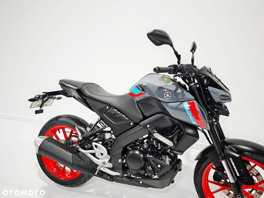 Yamaha MT - 7