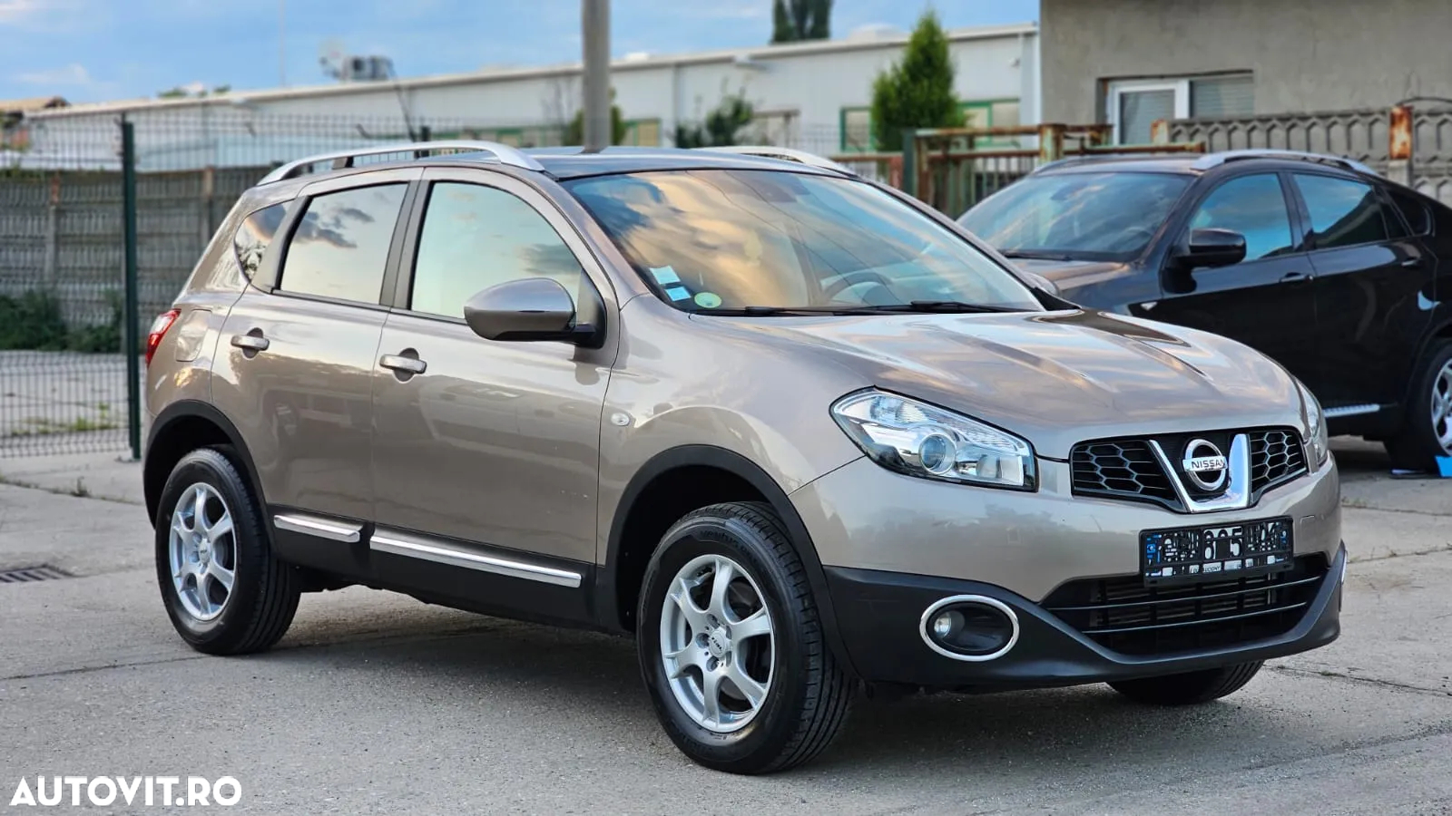 Nissan Qashqai - 2