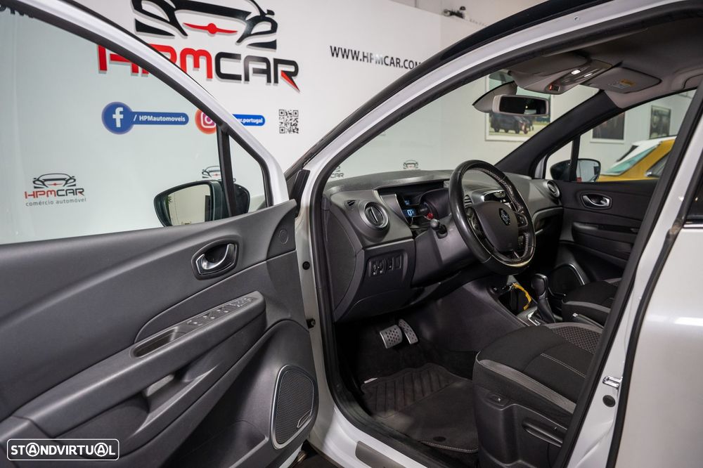 Renault Captur 1.2 TCe Exclusive EDC - 25