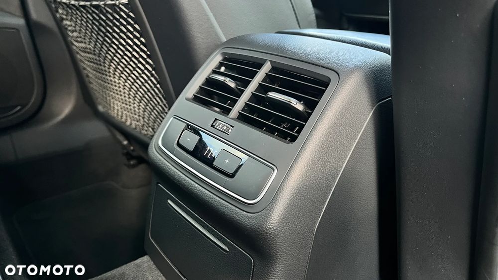 Audi A4 Avant 2.0 TDI Sport S tronic - 16
