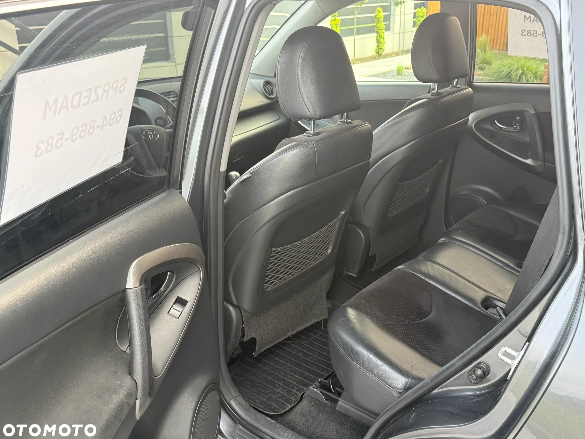 Toyota RAV4 2.2 D-CAT X - 8