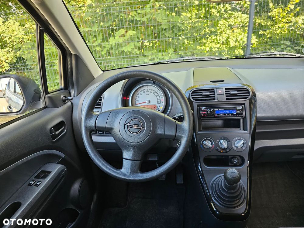 Opel Agila 1.0 Essentia EU5 - 11
